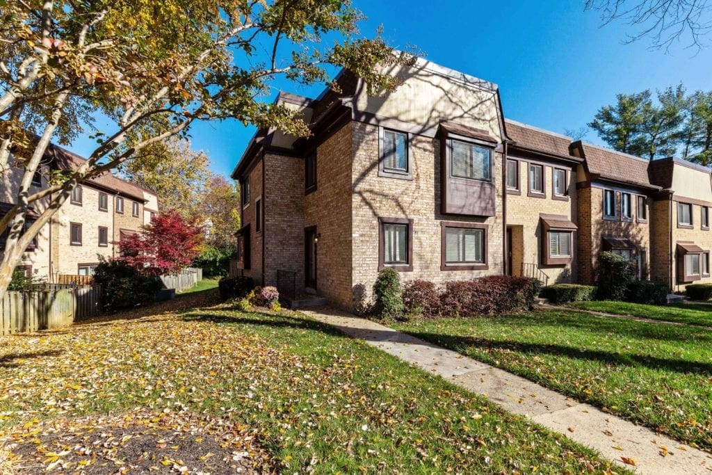 SOLD OAKTON 464,900 Focus on NoVA Real Estate